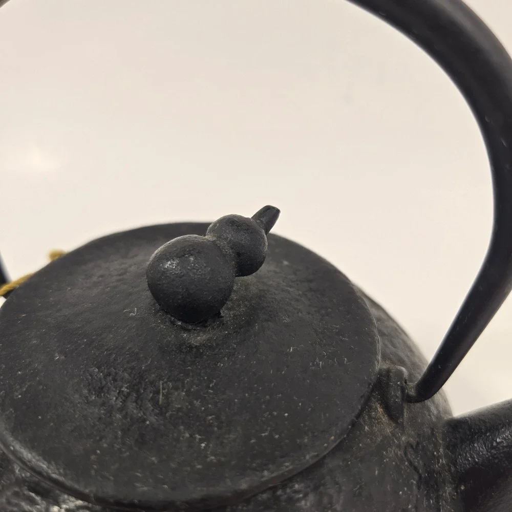 Vintage Kafuh Japanese Cast Iron Tetsubin Teapot Kettle with Infuser